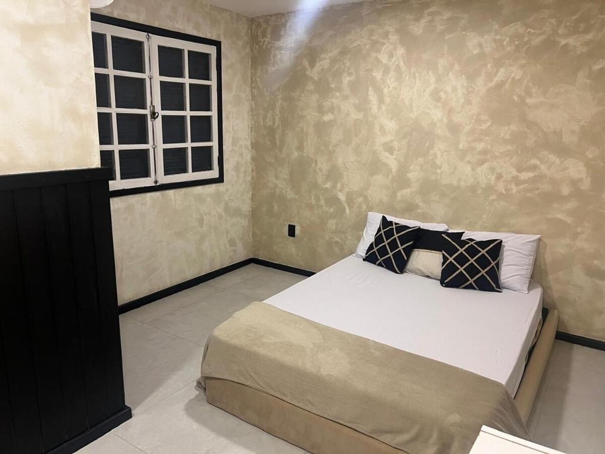 Casa Estilosa Na Rua Principal De Apartamento *